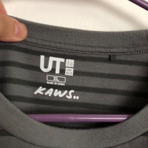 Kaws x Uniqlo Tee Size XL - Picture 3 of 3